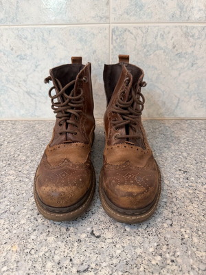Vintage leather Brogue boots used, brown, size 42