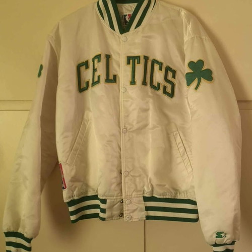 NBA Boston Celtics Vintage Jacket like new, Starter New Haven