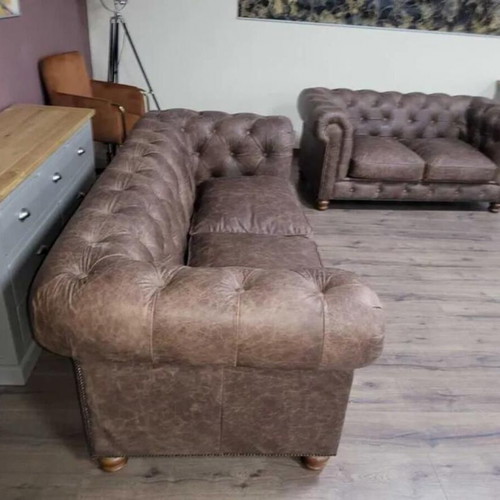 Antique Brown Leather Chesterfield Sofa Set Three- and Two-Seater New