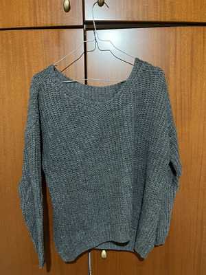 Gray sweater with neckline