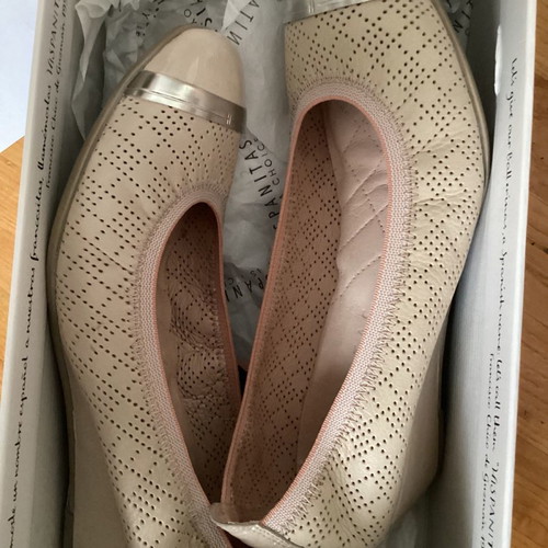 Hispanitas women's shoes used, leather, size 37, beige