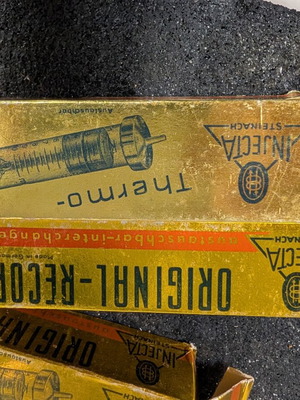 Vintage medical syringes new, lot of 5, 1960
