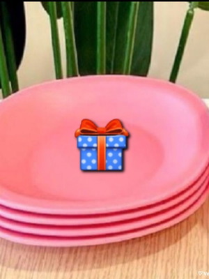 Σετ Tupperware 8 πιάτα με 4 μικρά πιάτα δώρο