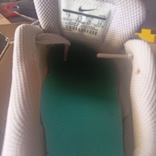 Nike athletic shoes like new, beige and turquoise, size 38
