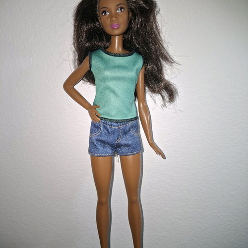 Barbie Fashionistas like new, missing shoes