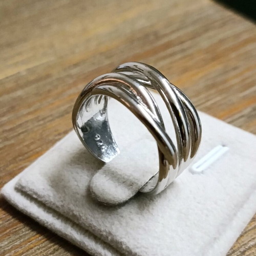 Silver adjustable ring 925 silver plated used