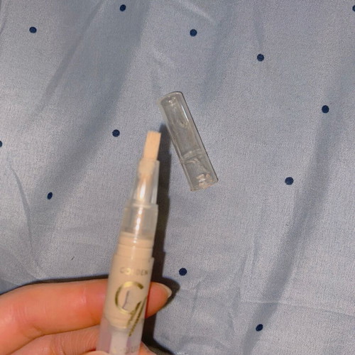 Golden Rose liquid concealer used, shade 04