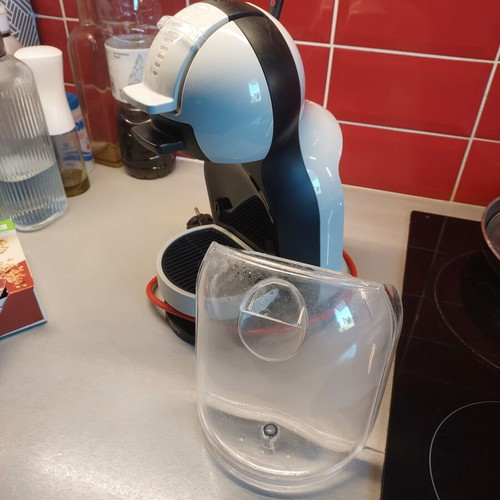 Dolce Gusto Krups coffee machine for capsules
