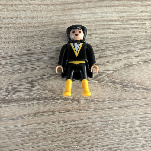 Kinder Surprise Playmobil DC Black Adam figure