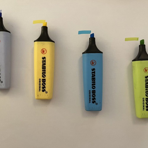 Stabilo highlighters set of 4 used, 3 pastel and 1 blue