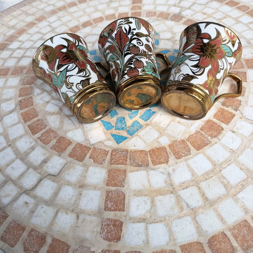 Vintage gold-colored cups used, set of 3