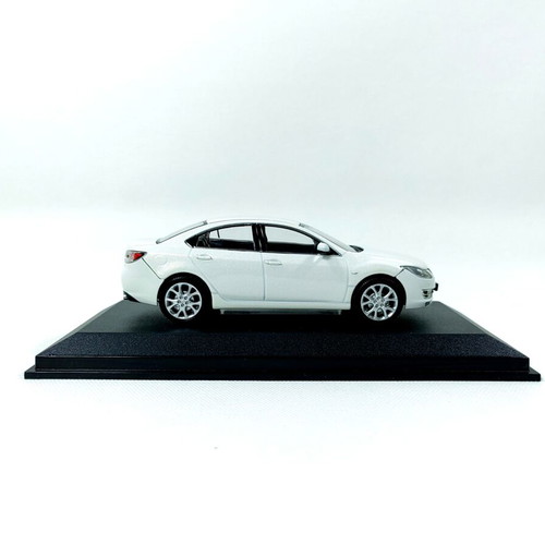 Mazda 6 Atenza Sedan white dealer edition 1:43 Norev miniature car new