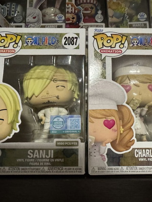 Funko Pop! LE Sanji #2087 и LE Charlotte Pudding #2136 като нови