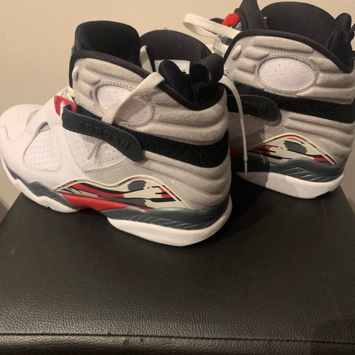 Air Jordan 8 Retro 2013 Bugs Bunny sneakers like new, size 45