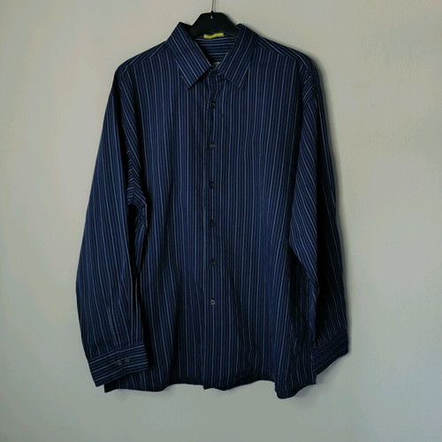 Kenneth Cole Reaction men's striped shirt XL like new, blue