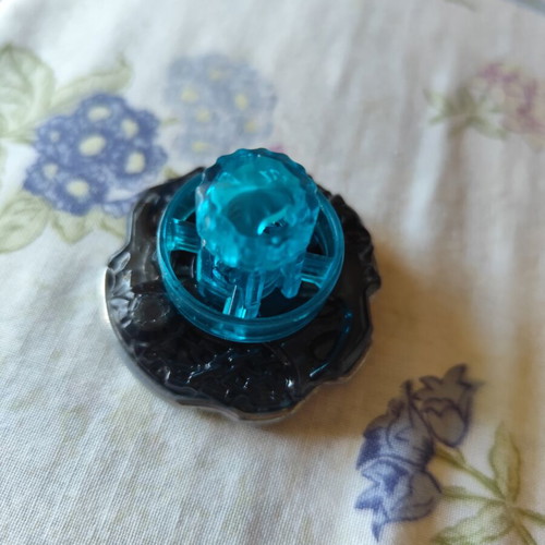 Beyblade Berserker Begirados like new
