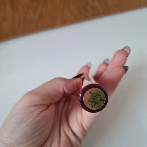 Estèe Lauder Red Lip Shine Pure Color Envy Red Gloss Tender Trap new