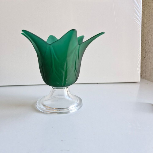 Decorative tulip-shaped ornament made of green matte glass with clear base like new