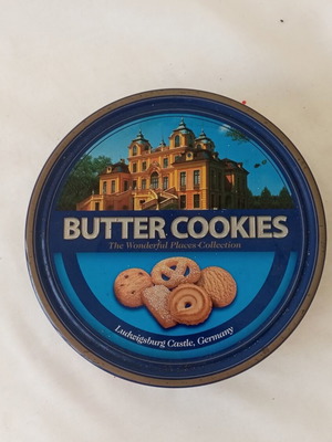 The Wonderful Places Collection Butter Cookies metal tin, Dan Cake