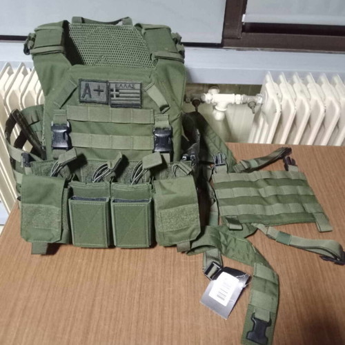 Warrior Assault System Recon with Chest Rig new unused