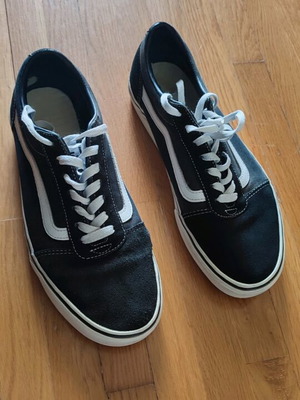 Παπούτσια Vans μαύρα πάνινα σαν καινούργια