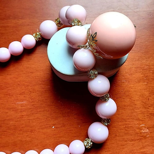 Chunky Statement Necklace like new, pink beads with gold accents