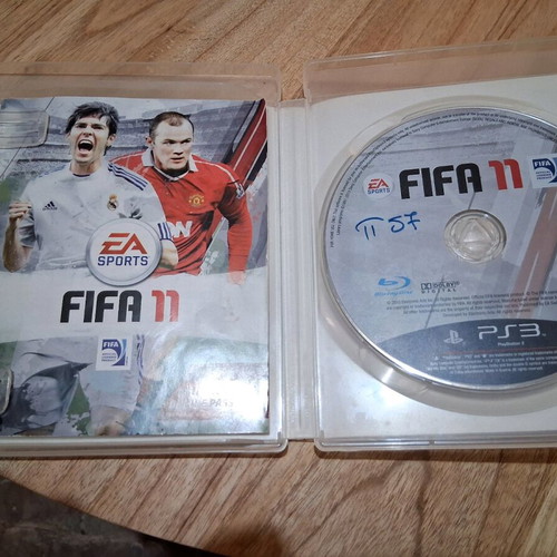 FIFA 11 PS3 game used, excellent condition