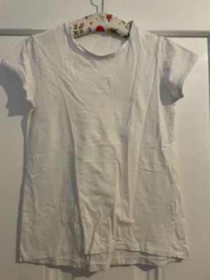 ZARA Girls white t-shirt age 9-10 used