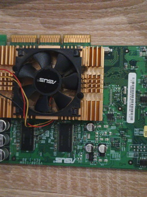 Κάρτα γραφικών GeForce4 MX 440 με AGP 8X σαν καινούργιο