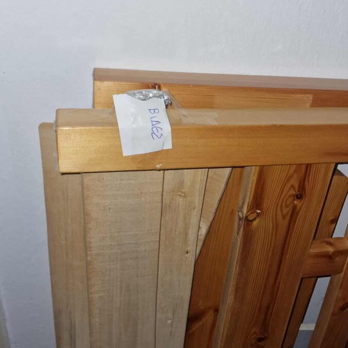 Rustic semi-double bed like new