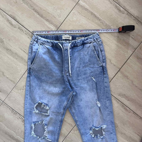 Pull & Bear Jogger Style Jeans like new, men's size M, blue