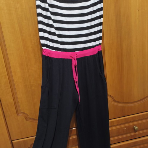 Derpouli strapless one-piece jumpsuit size 2 like new, black and white