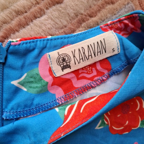 Karavan maxi floral dress like new, size small, blue and red
