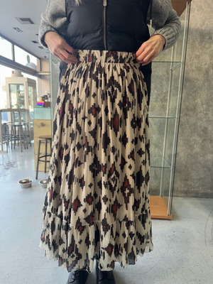 Karavan long skirt like new, multicolored, size S