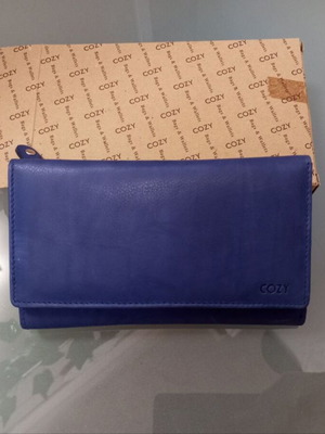 Cozy women's wallet blue royal new genuine leather