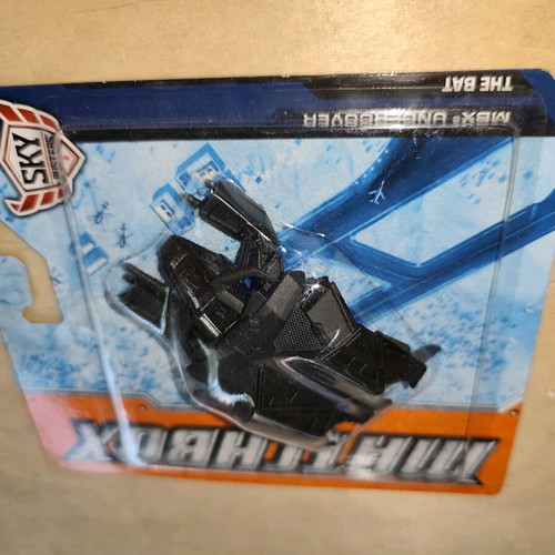 Matchbox MBX Undercover Batman Bat W5323 new sealed