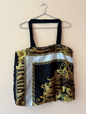 A To Z Greek satin shoulder bag like new, unique pattern, inner pocket