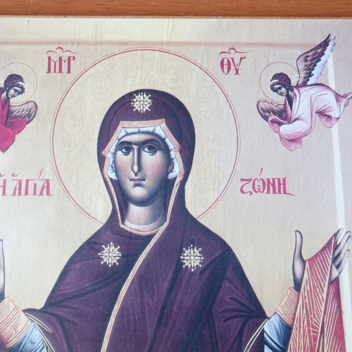 Icon of Virgin Mary in good condition