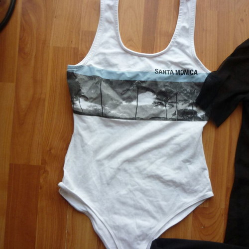 Package of used kids and teen clothes Tally Weijl and Body Move