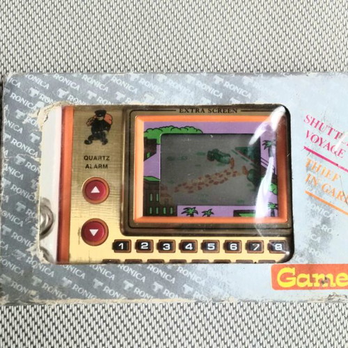 Nintendo Retro Electronic Game 1983 Like New