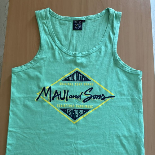 Maui & Sons sleeveless beach T-shirt like new, green, size M