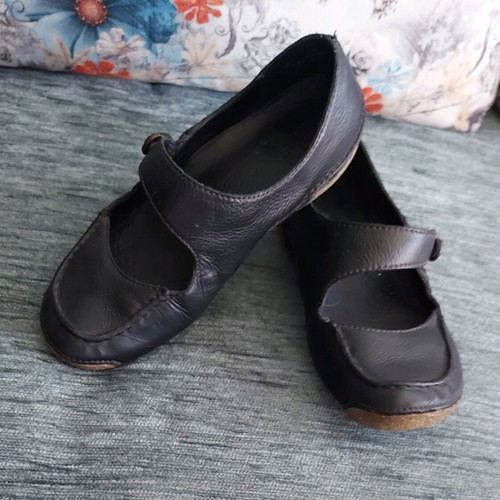 Γυναικεία αθλητικά παπούτσια Clarks σαν καινούργια, μέγεθος 37,5, μαύρο δέρμα