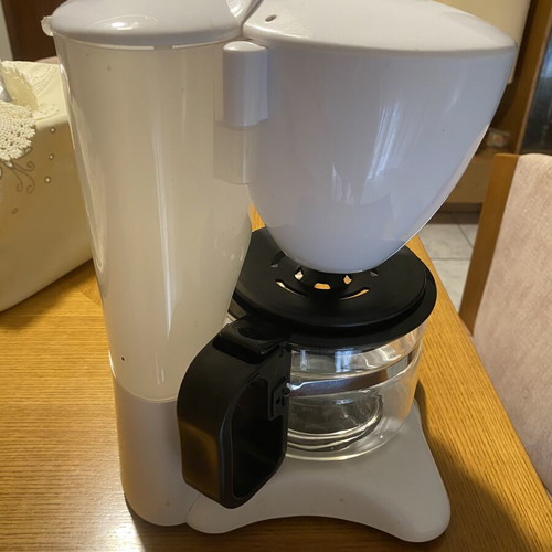 French coffee maker used, good condition