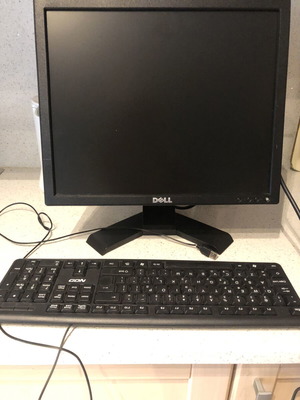 Οθόνη Dell 17'' TFT E170S BL GA και πληκτρολόγιο μεταχειρισμένα