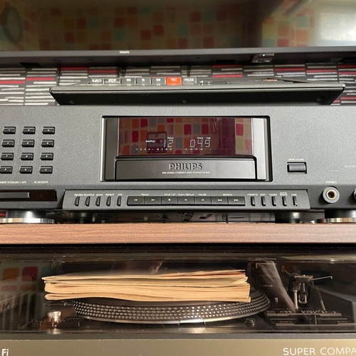 Philips CD 930 like new with remote control