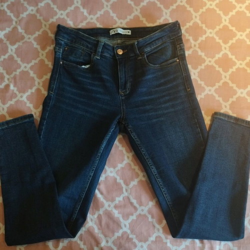 Zara dark blue skinny jeans like new