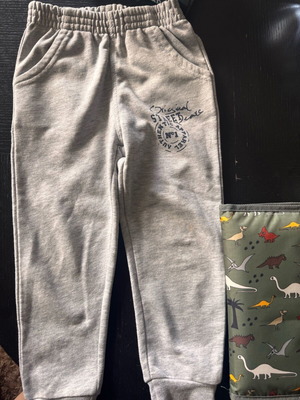 Παιδικό παντελόνι φόρμας μεταχειρισμένο, γκρι, νούμερο 5