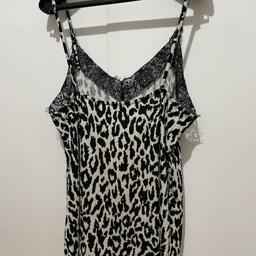 Pull & Bear Top like new, leopard print, size S