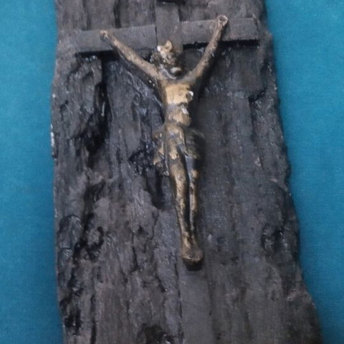 Wall hanging crucifix with bronze Christ figure like new
