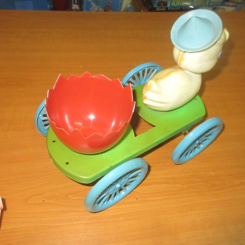 Greek Easter Pull Toy 70s like new